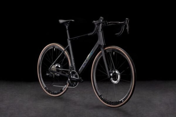 Cube Attain C:62 SLT carbon´n´rainbow – Bild 8